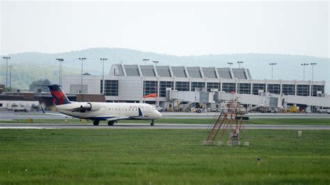 leigh high valley international airport.